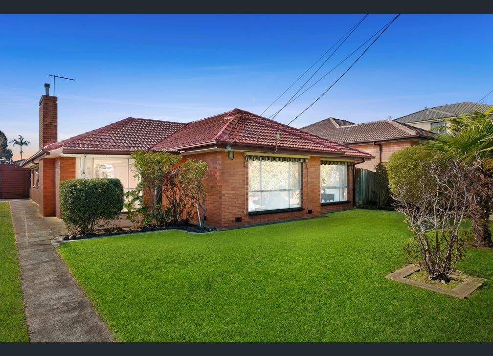 3 bedrooms House in 69 Kennedy Street BENTLEIGH EAST VIC, 3165