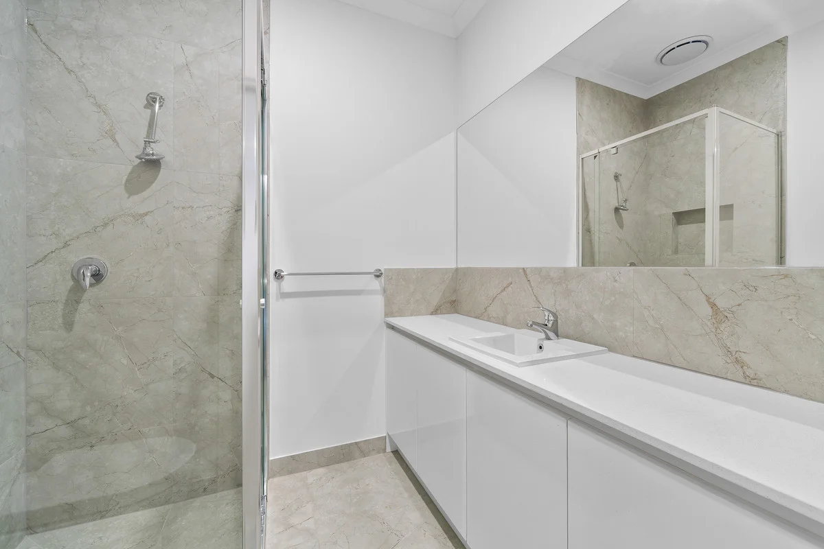 Additional image 4 of 5/7 Carluke Close, Berwick VIC 3806