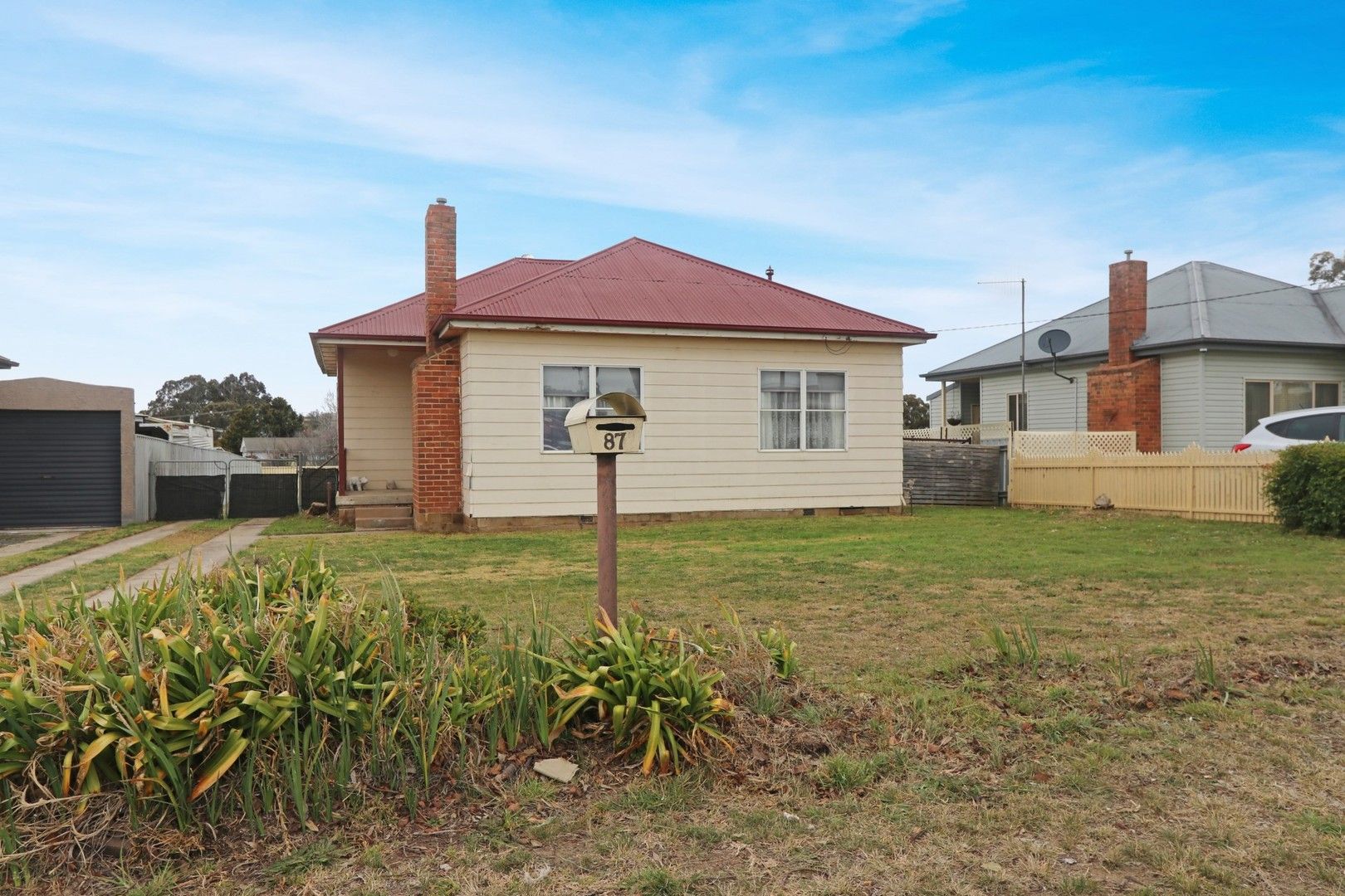 3 bedrooms House in 87 Hume Street GOULBURN NSW, 2580