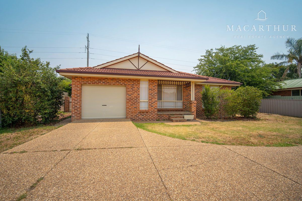 2/8 Malebo Place, Tatton NSW 2650, Image 0