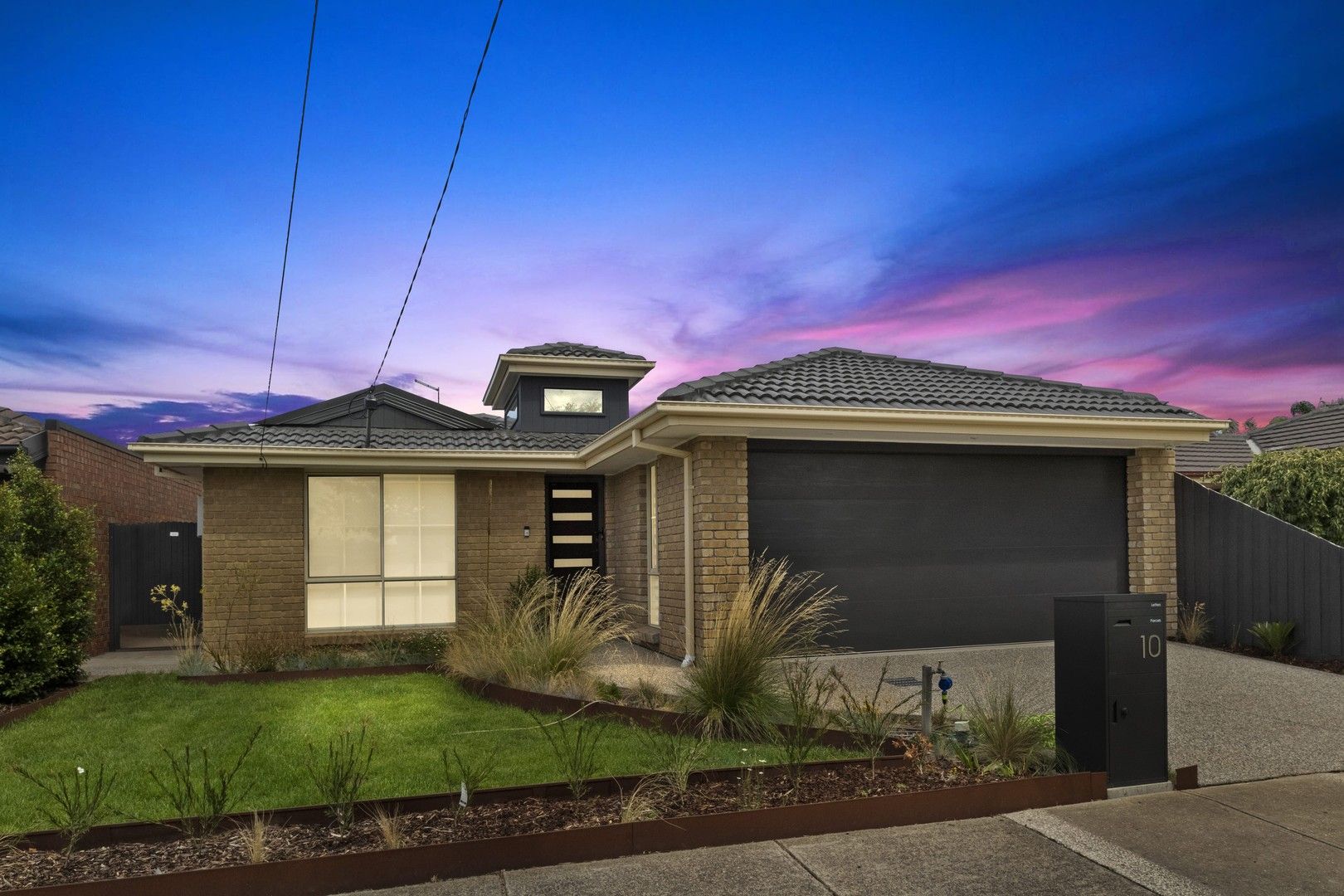 3 bedrooms House in 10 Sorrell Court ALTONA MEADOWS VIC, 3028