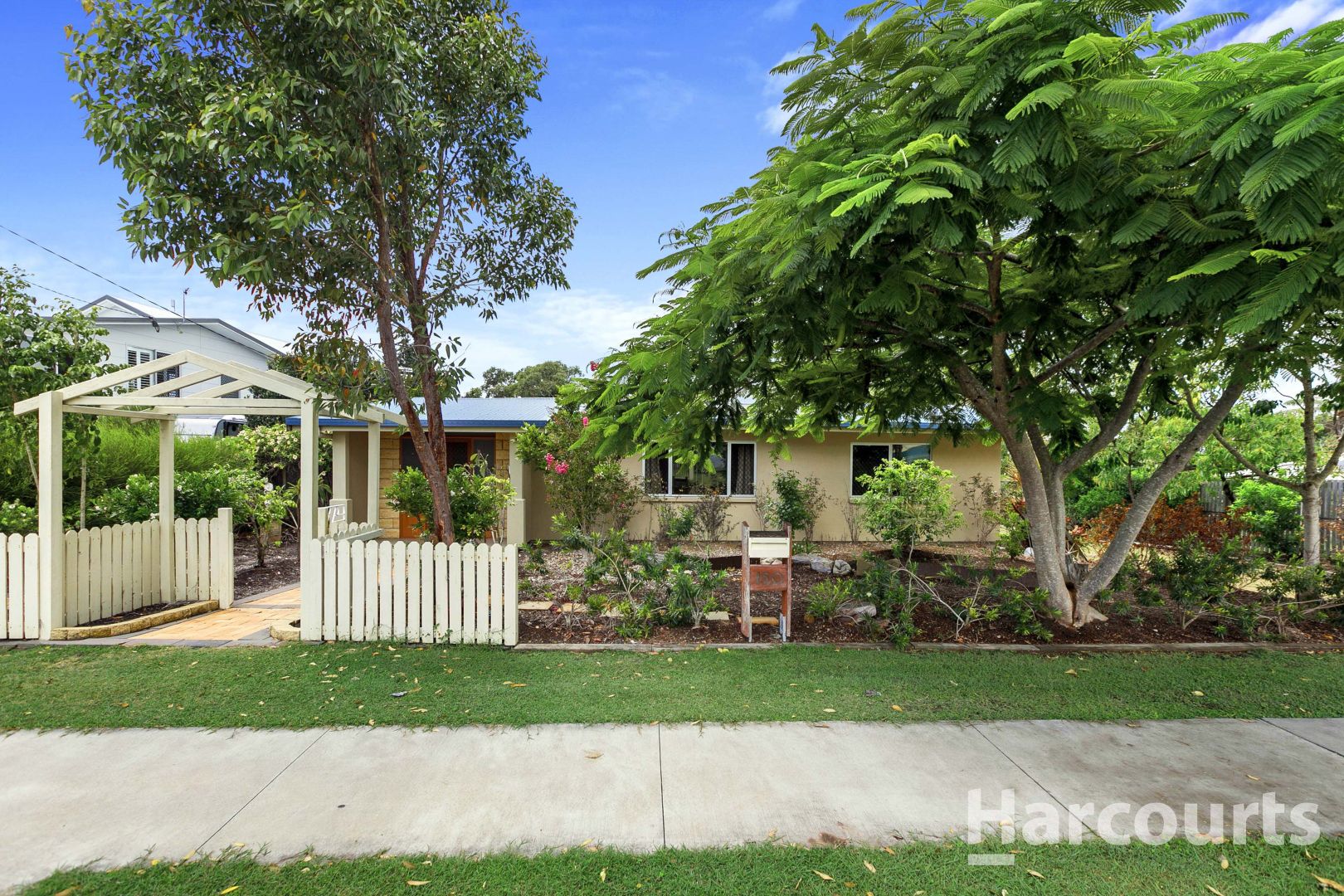 150 Pulgul Street, Urangan QLD 4655, Image 1