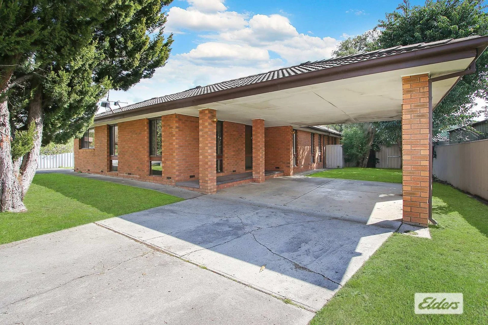 Primary image of 1/73 Emerald Avenue, Wodonga VIC 3690