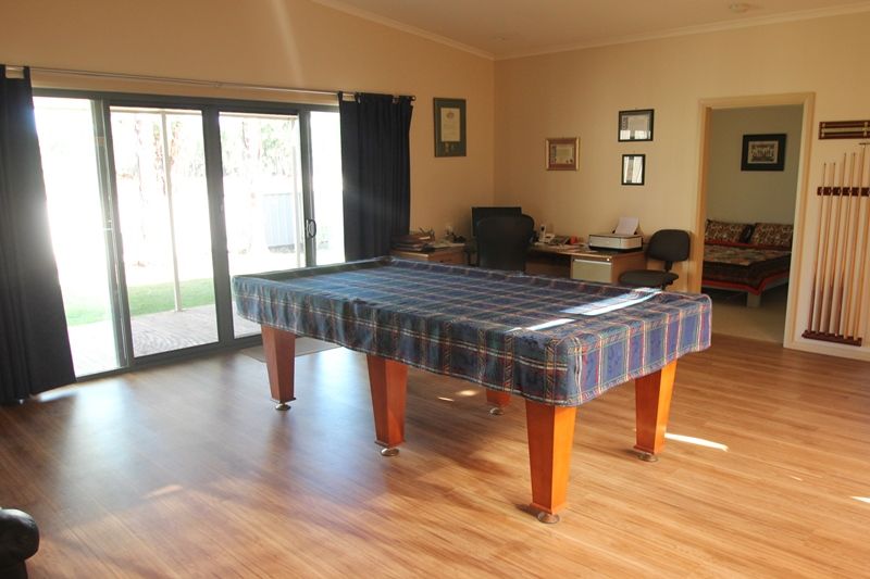 17 Riley Court, Tocumwal NSW 2714, Image 2