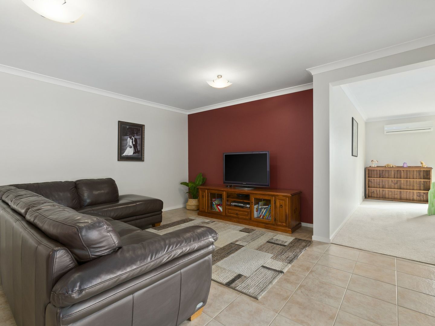 8 Deloraine Crt, Elliminyt VIC 3250, Image 2