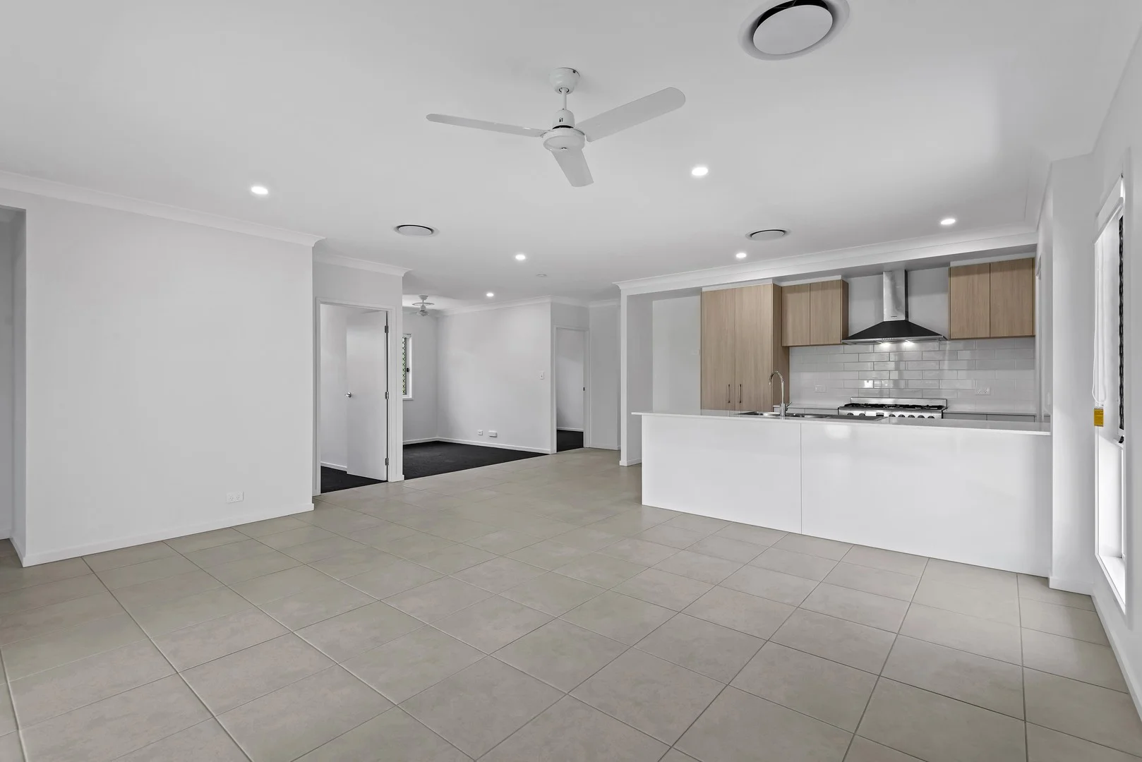Additional image 3 of 62 Francis Street, Ormiston QLD 4160