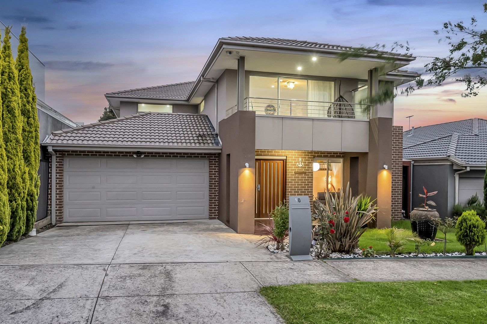 4 bedrooms House in 90 Champion Parade CRAIGIEBURN VIC, 3064