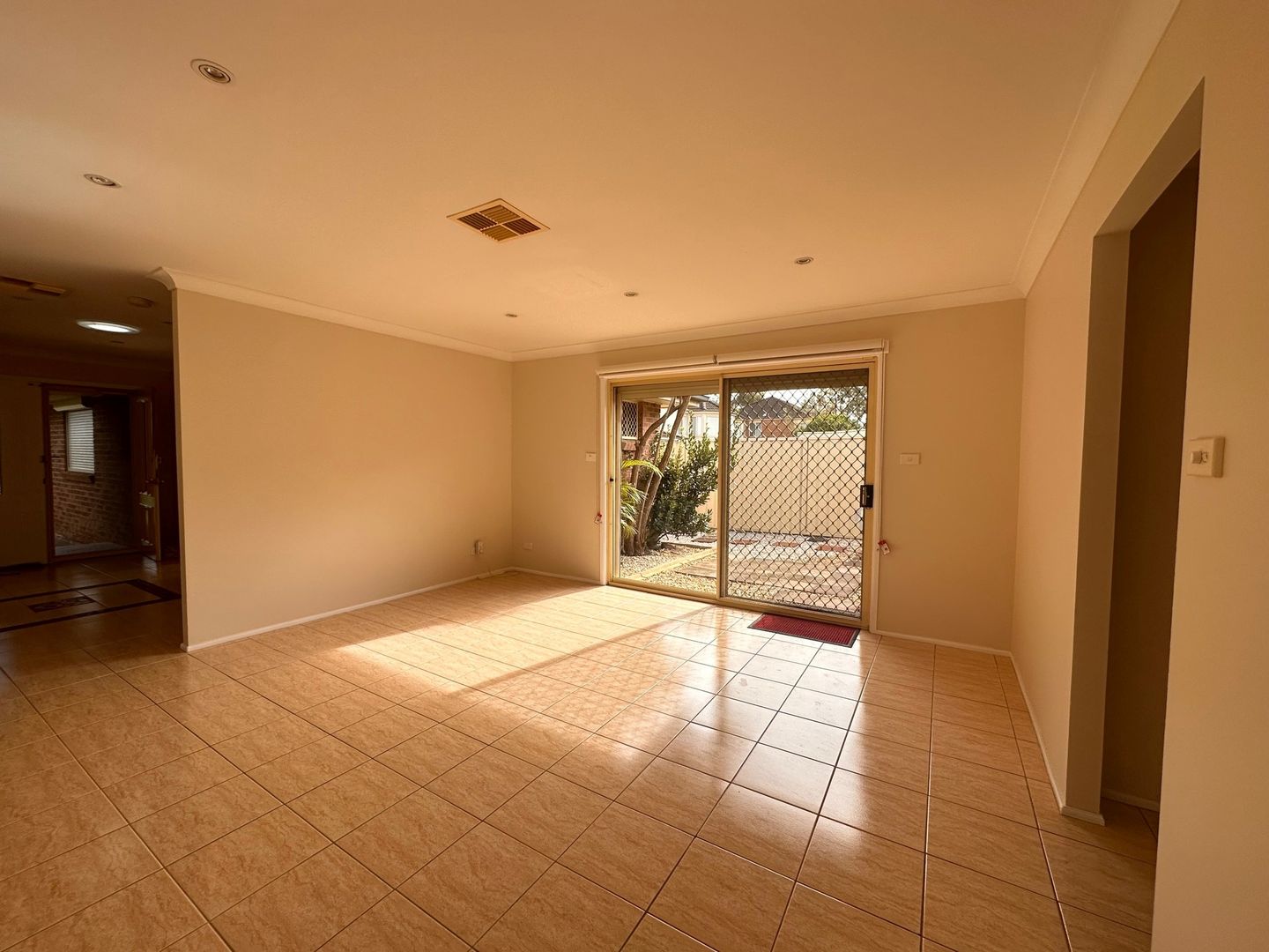 4 Batehaven Close, Prestons NSW 2170 House For Rent Domain