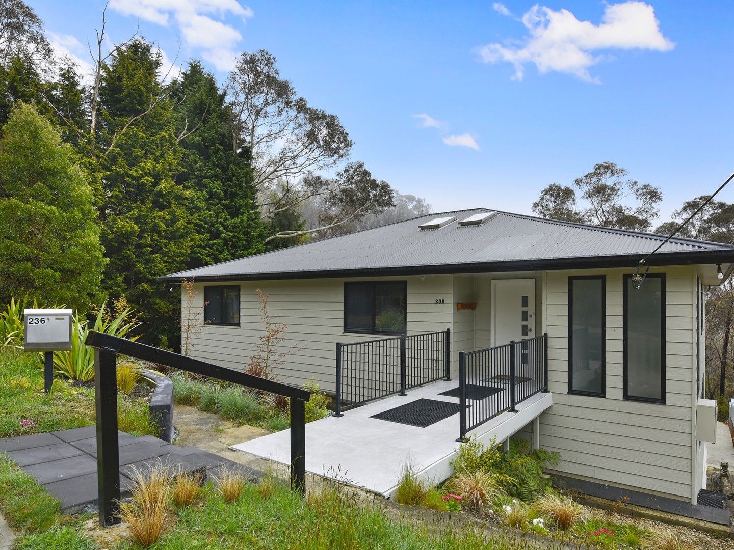 236 Connaught Rd, Blackheath NSW 2785, Image 0