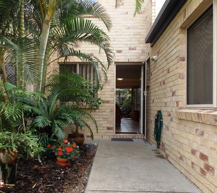 5/ 24 Zephyr St, Scarness QLD 4655, Image 2