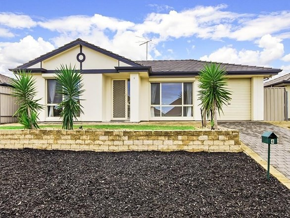 4 Alana Walk, Woodcroft SA 5162