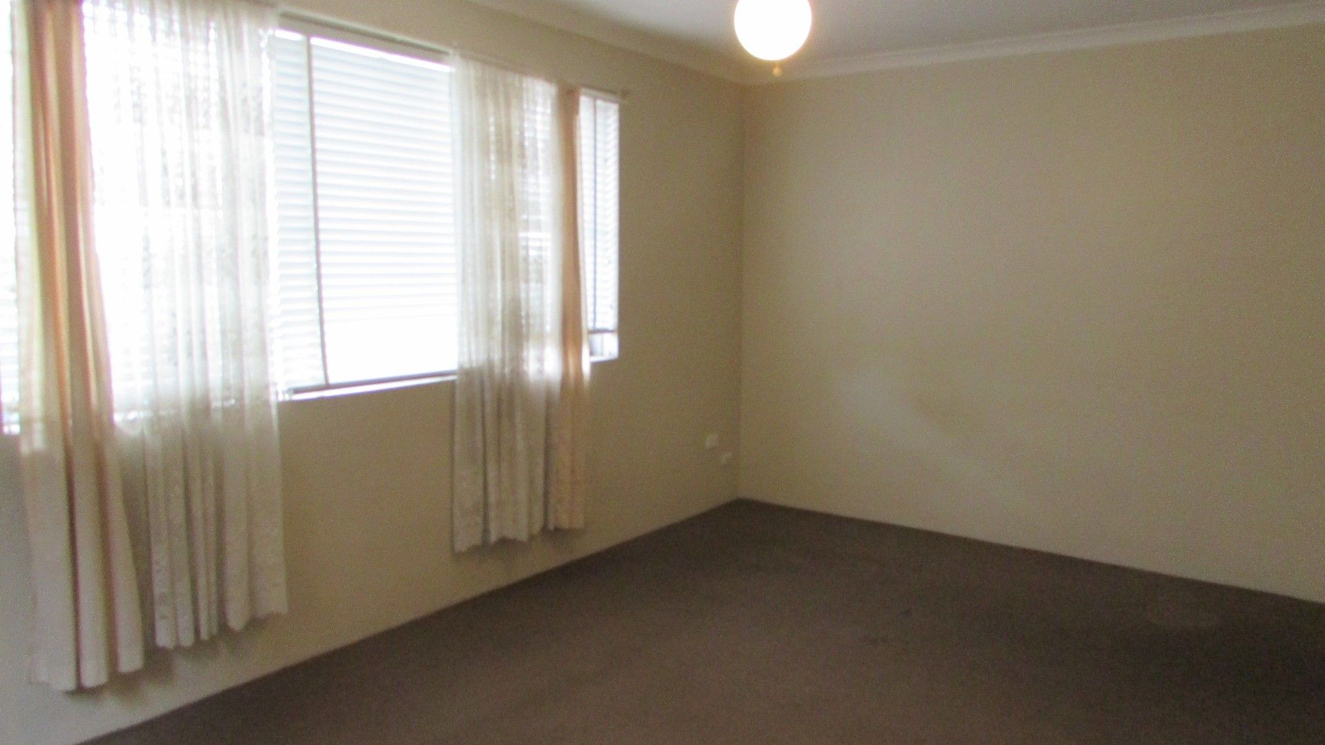 2/30 Millett St, Hurstville NSW 2220 Apartment For Rent 560 Domain