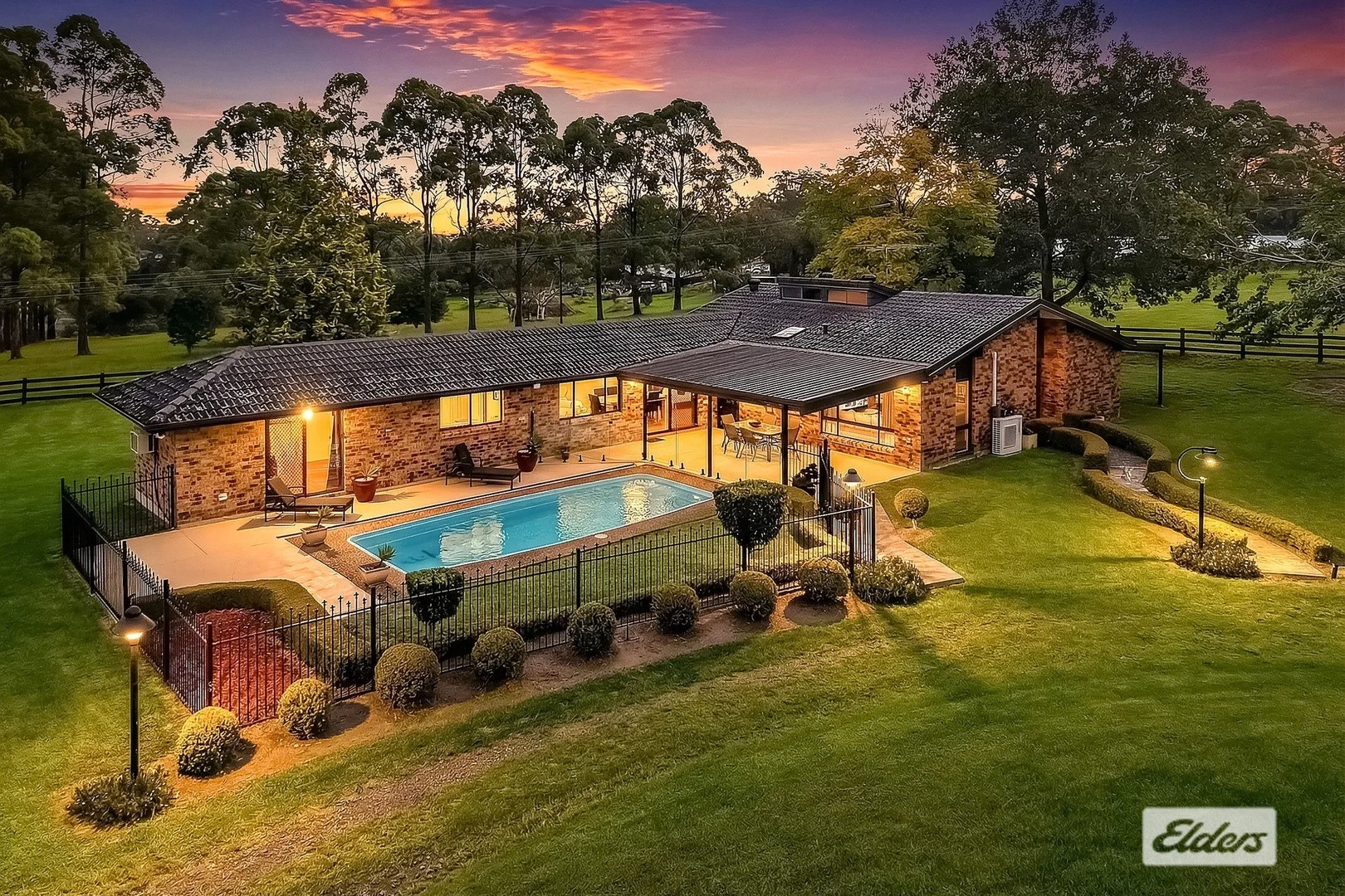 380 George Downes Drive, Central Mangrove NSW 2250