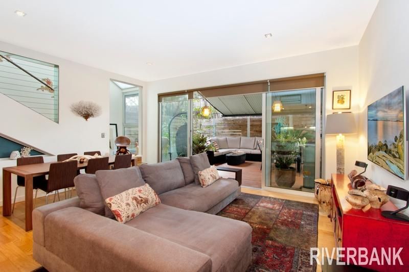 9/42-44 Carnarvan Street, SILVERWATER NSW 2128, Image 2