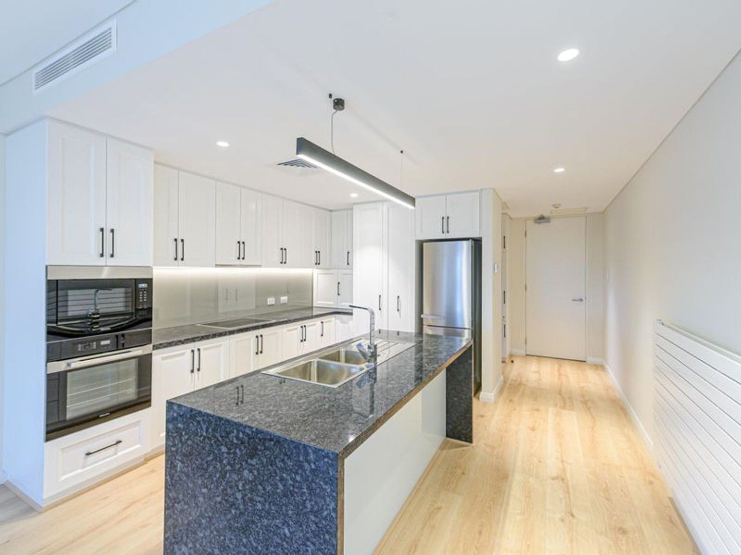 3 bedrooms Apartment / Unit / Flat in 21/557 Marmion Street BOORAGOON WA, 6154