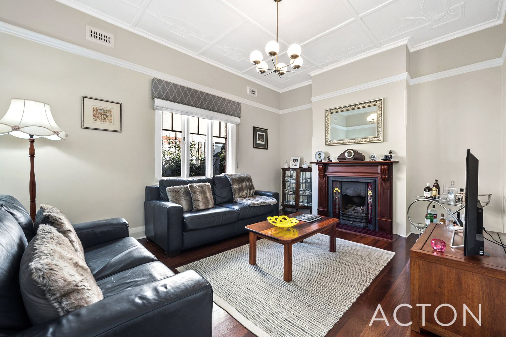 79 Edinboro Street, Mount Hawthorn WA 6016, Image 2