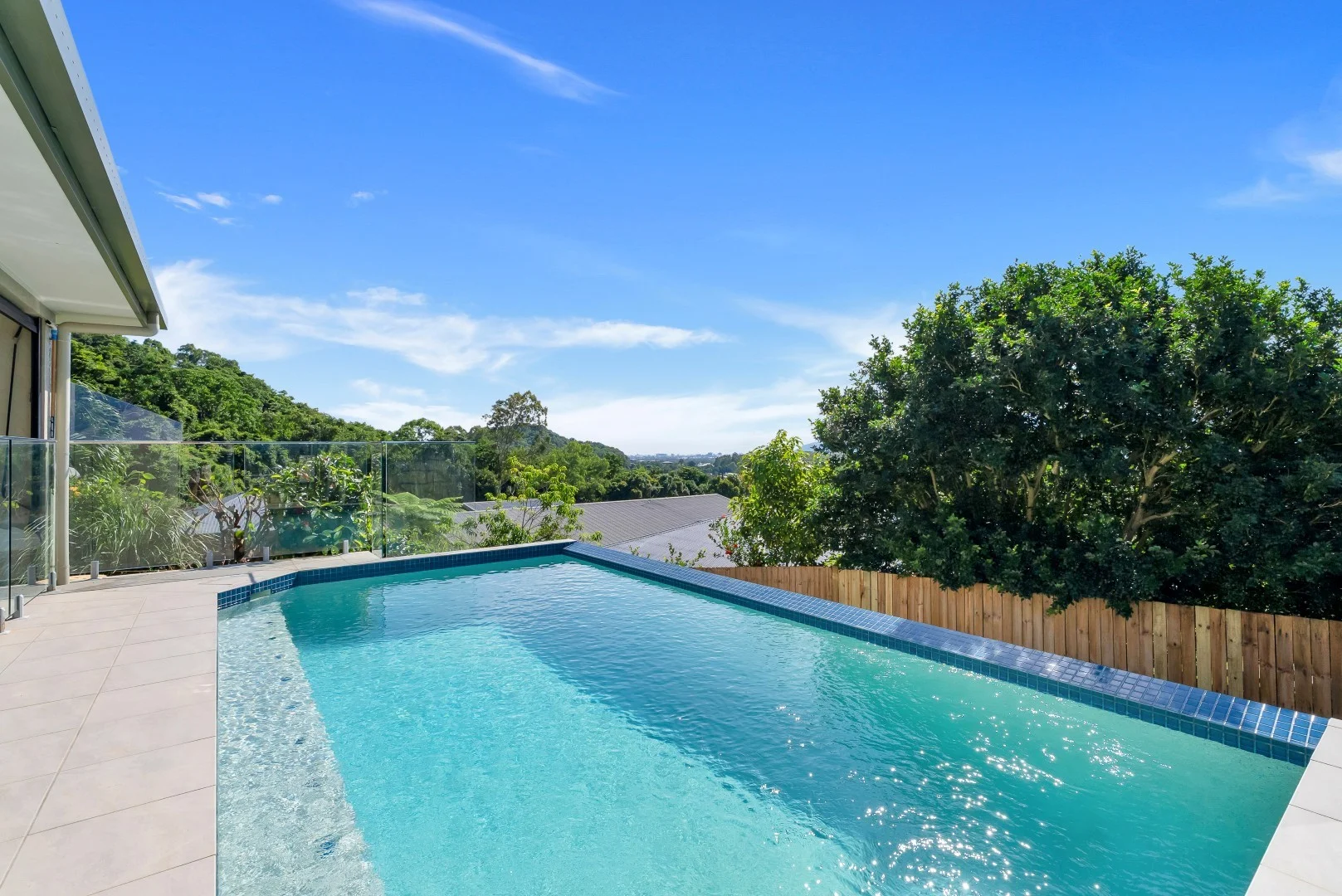 6 Cribwood Close, Mount Sheridan QLD 4868