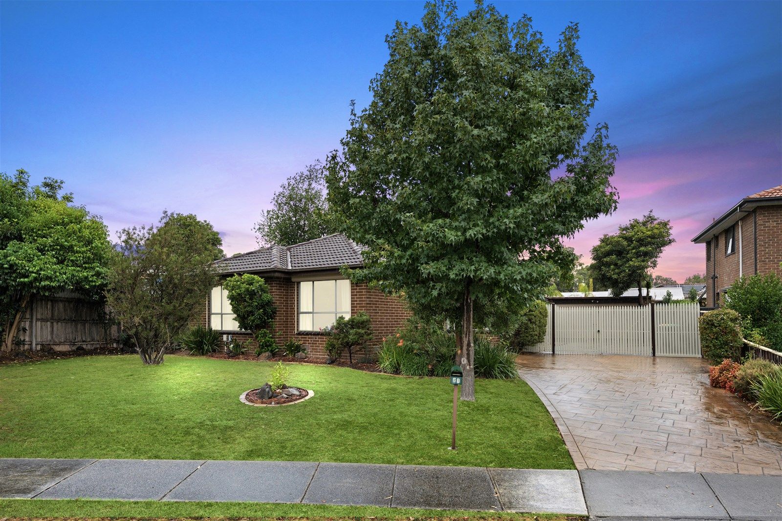 21 Blamey Ave, Mill Park VIC 3082, Image 1