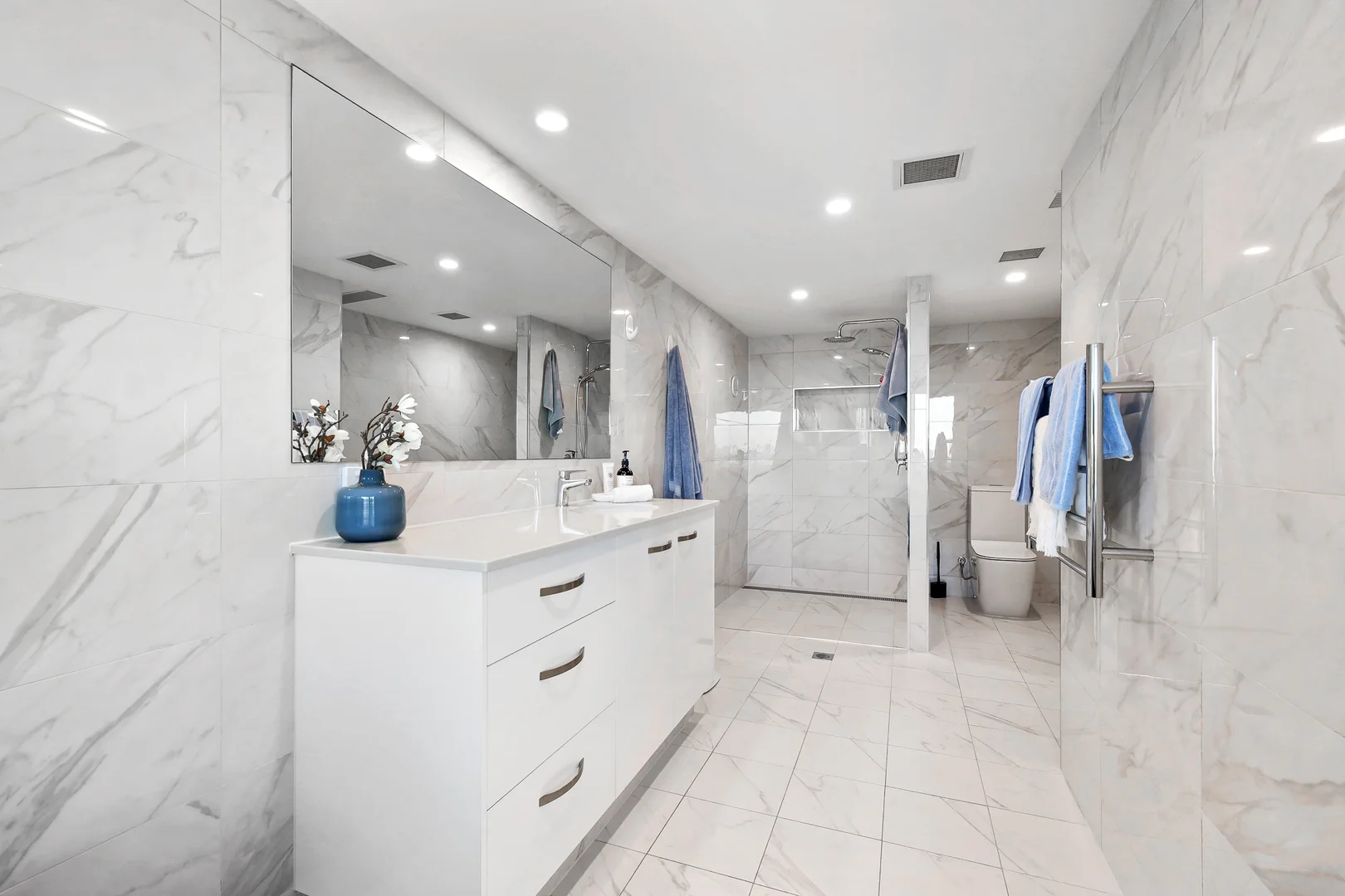 Additional image 18 of 51/56 Hooker Boulevard, Mermaid Waters QLD 4218