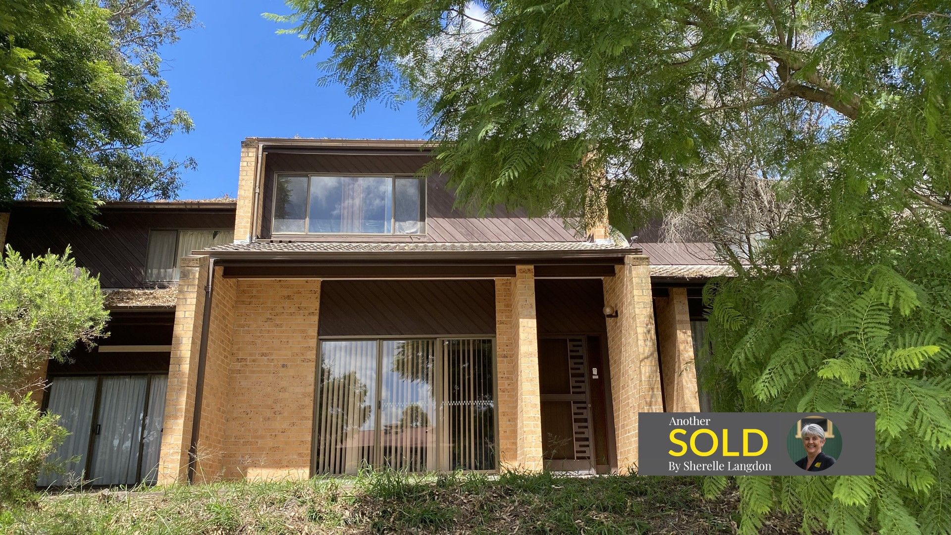 2/1 Gibson Close, Singleton NSW 2330, Image 0