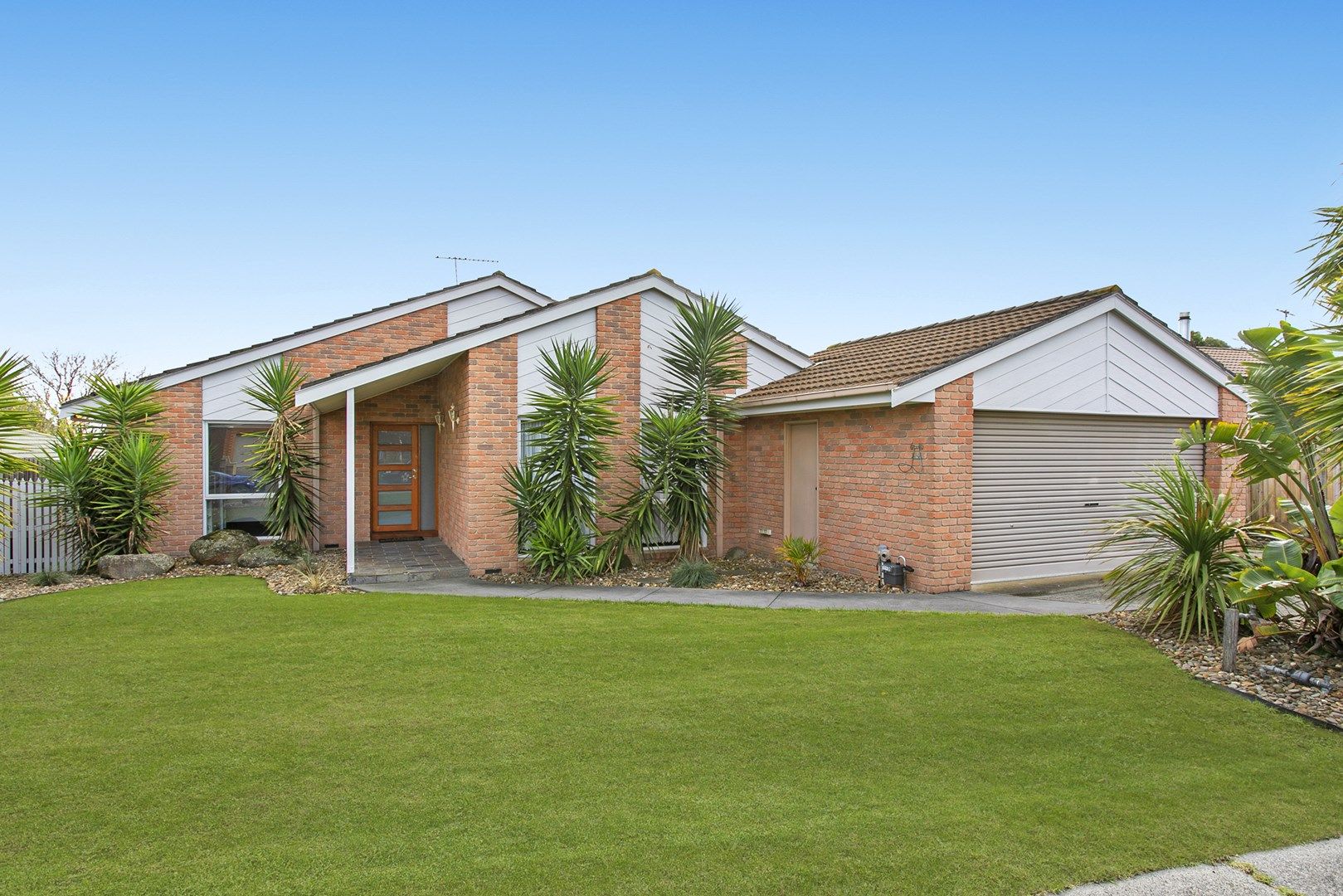 125 Amber Crescent, Narre Warren VIC 3805, Image 0