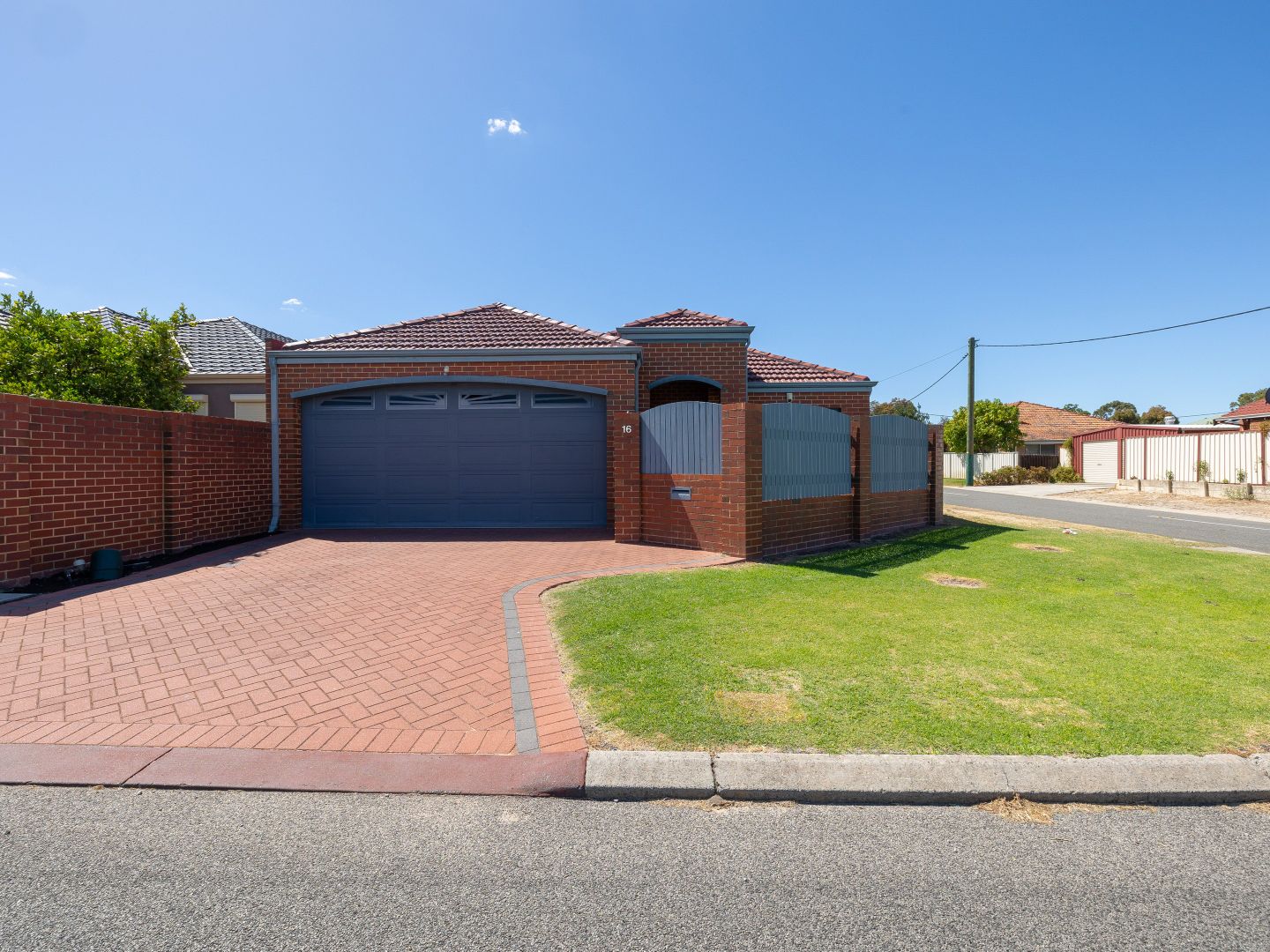 16 Walton Street, Queens Park WA 6107 House For Rent 725 Domain