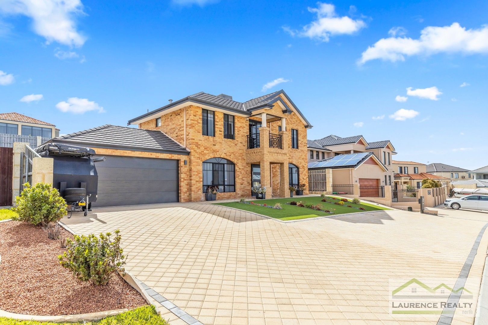 4 bedrooms House in 10 Lena Pass MINDARIE WA, 6030