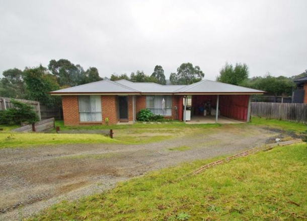 69 Thomas Road, Healesville VIC 3777