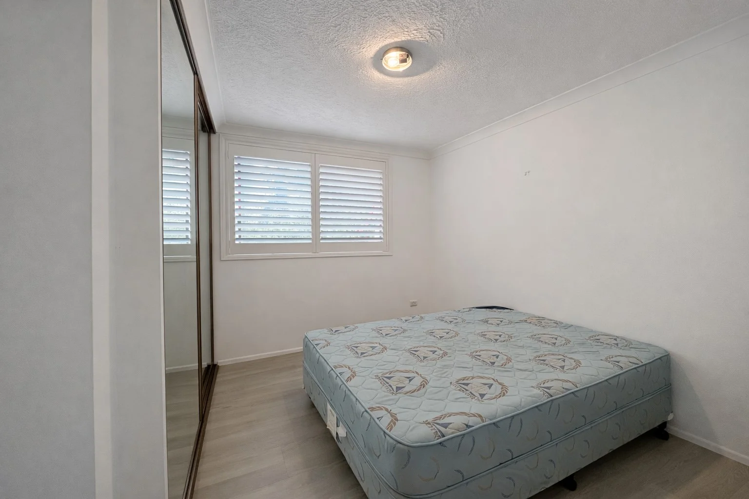 Additional image 6 of 2/27 Peerless Avenue, Mermaid Beach QLD 4218