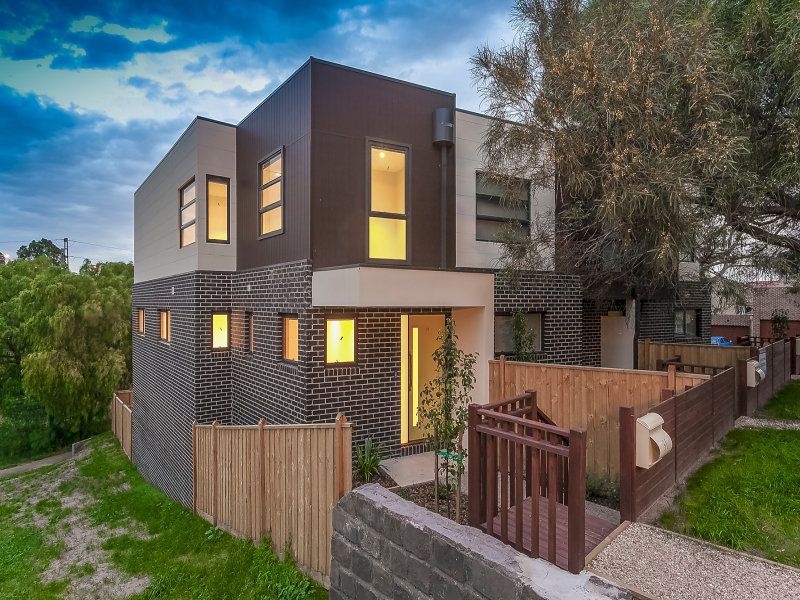 31 Cleve Road, Pascoe Vale South VIC 3044, Image 0