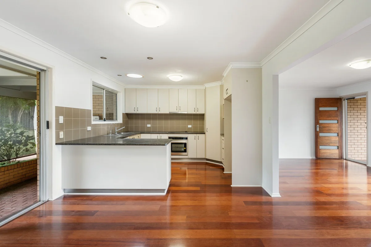 Additional image 5 of 33 Martini Street, Mount Lofty QLD 4350