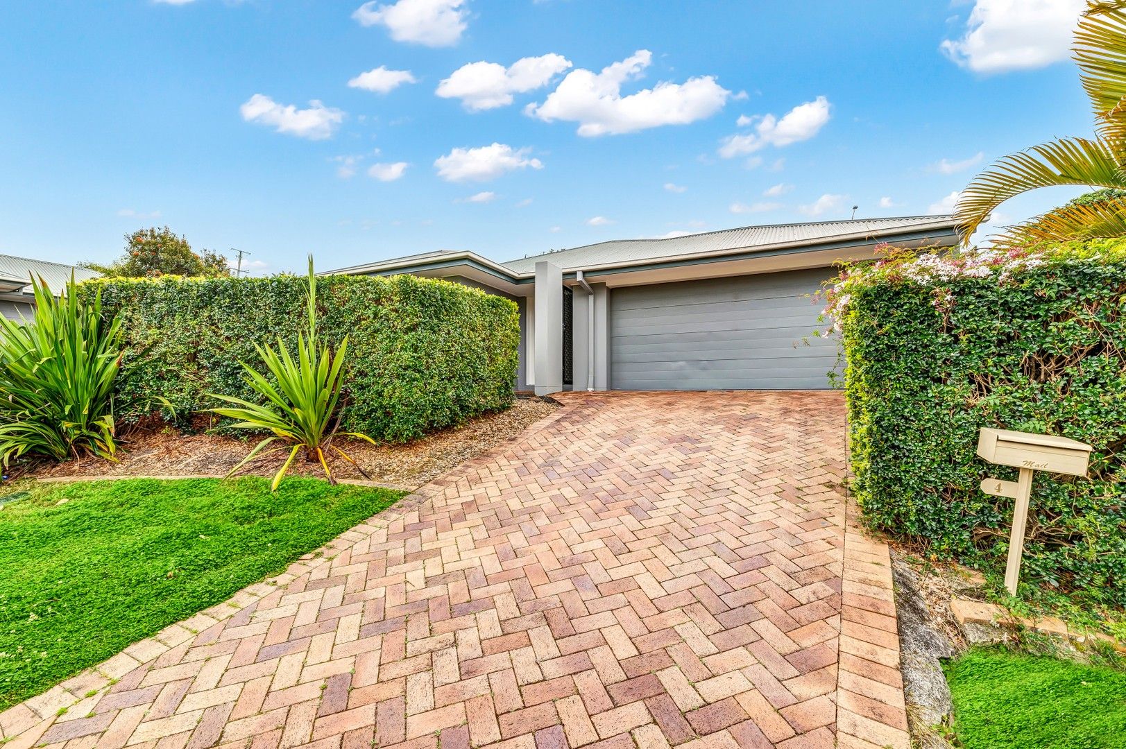 4 Flynn Court, Maudsland QLD 4210, Image 0