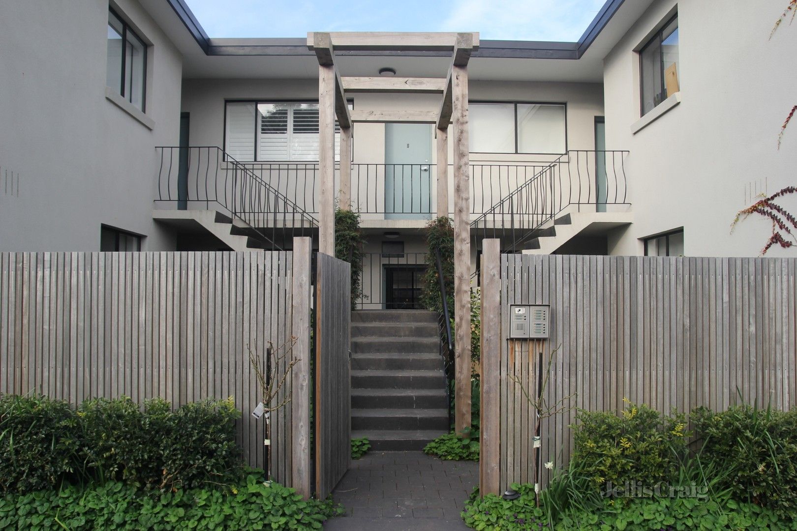 1 bedrooms Apartment / Unit / Flat in 3/3 Hickford Street BRUNSWICK EAST VIC, 3057
