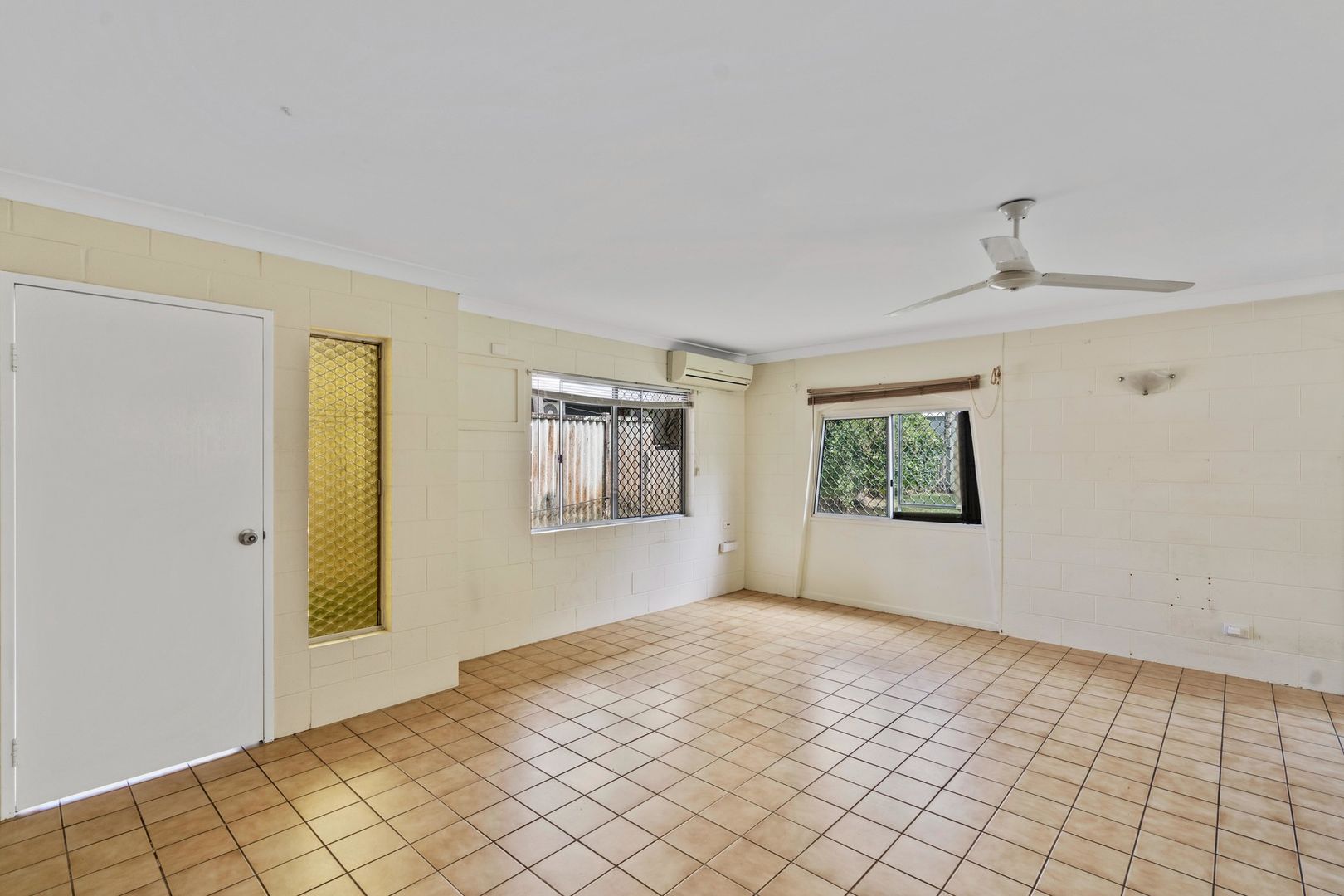 2 Lotus Place, Mooroobool QLD 4870, Image 2