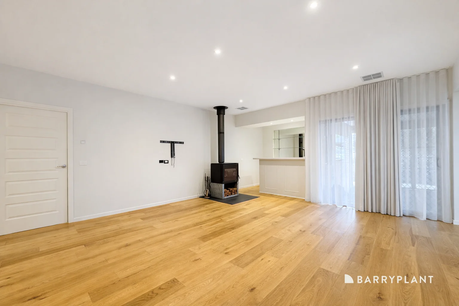 Additional image 5 of 17 Valleyview Grove, Drouin VIC 3818