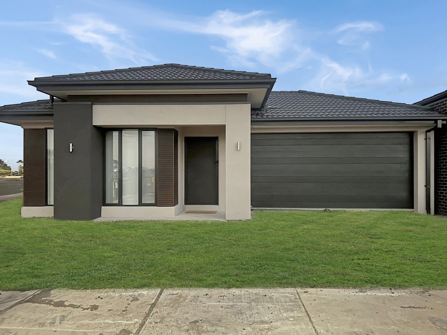 4 bedrooms House in 96 Grevillea Drive MOUNT DUNEED VIC, 3217