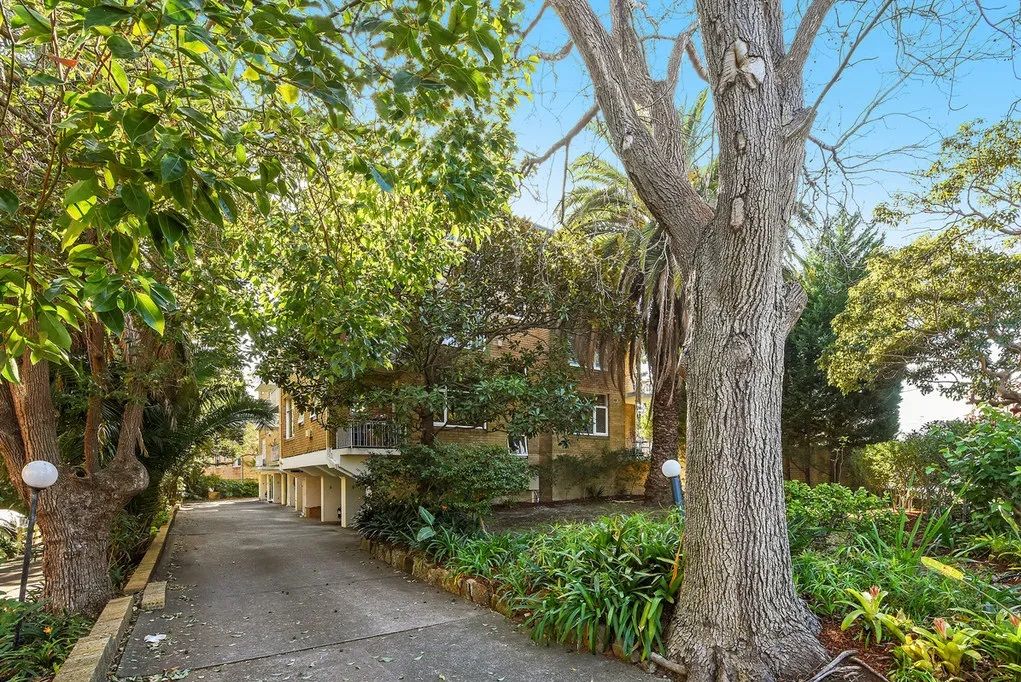 2 bedrooms Apartment / Unit / Flat in 13/186 Raglan Street MOSMAN NSW, 2088