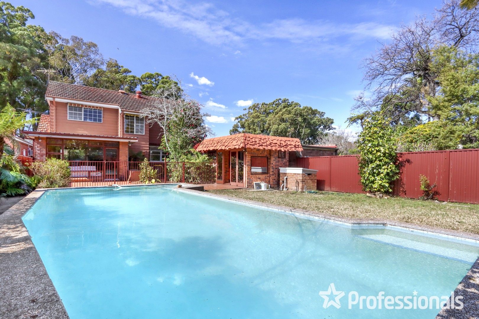 4 bedrooms House in 39 Kirrang Street BEVERLY HILLS NSW, 2209