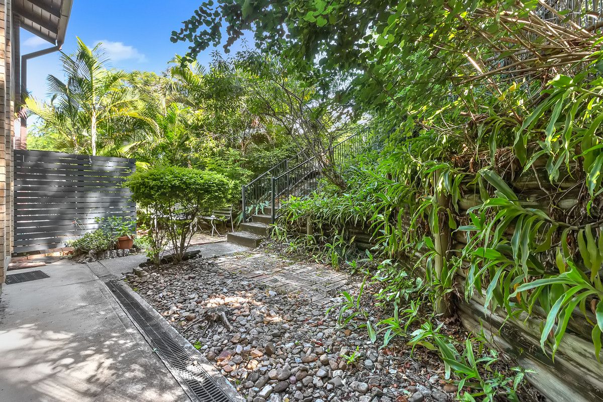 1 bedrooms Apartment / Unit / Flat in 12/18 Holmes Street TOOWONG QLD, 4066