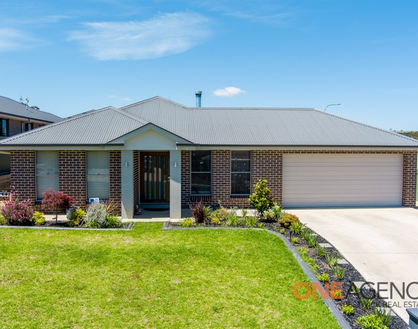 18 Twynam Avenue, Windradyne NSW 2795