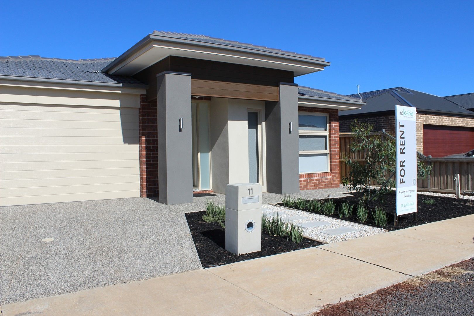 4 bedrooms House in 11 Cedar Road LARA VIC, 3212