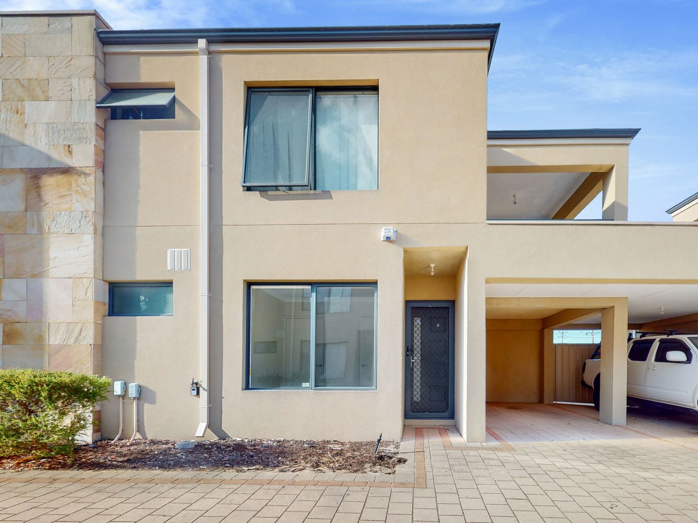 9/12 Dalziell Street, Maddington WA 6109 Apartment For Rent 420