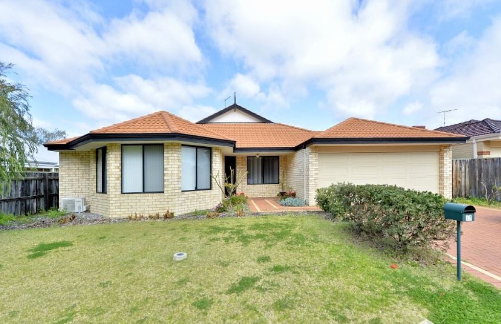 4 bedrooms House in 17 Bethel Corner HALLS HEAD WA, 6210