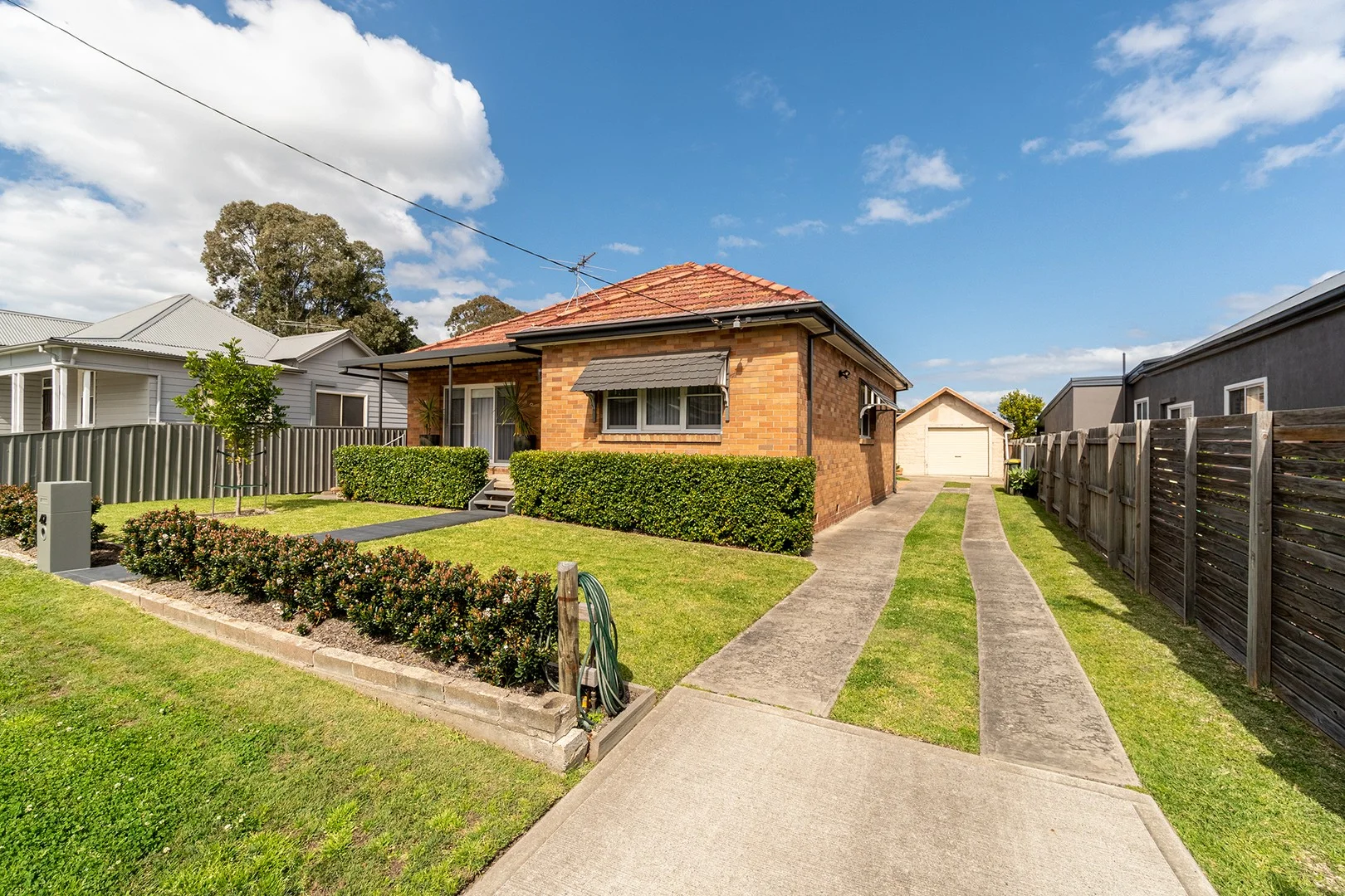 42 Fourth Street, Boolaroo NSW 2284