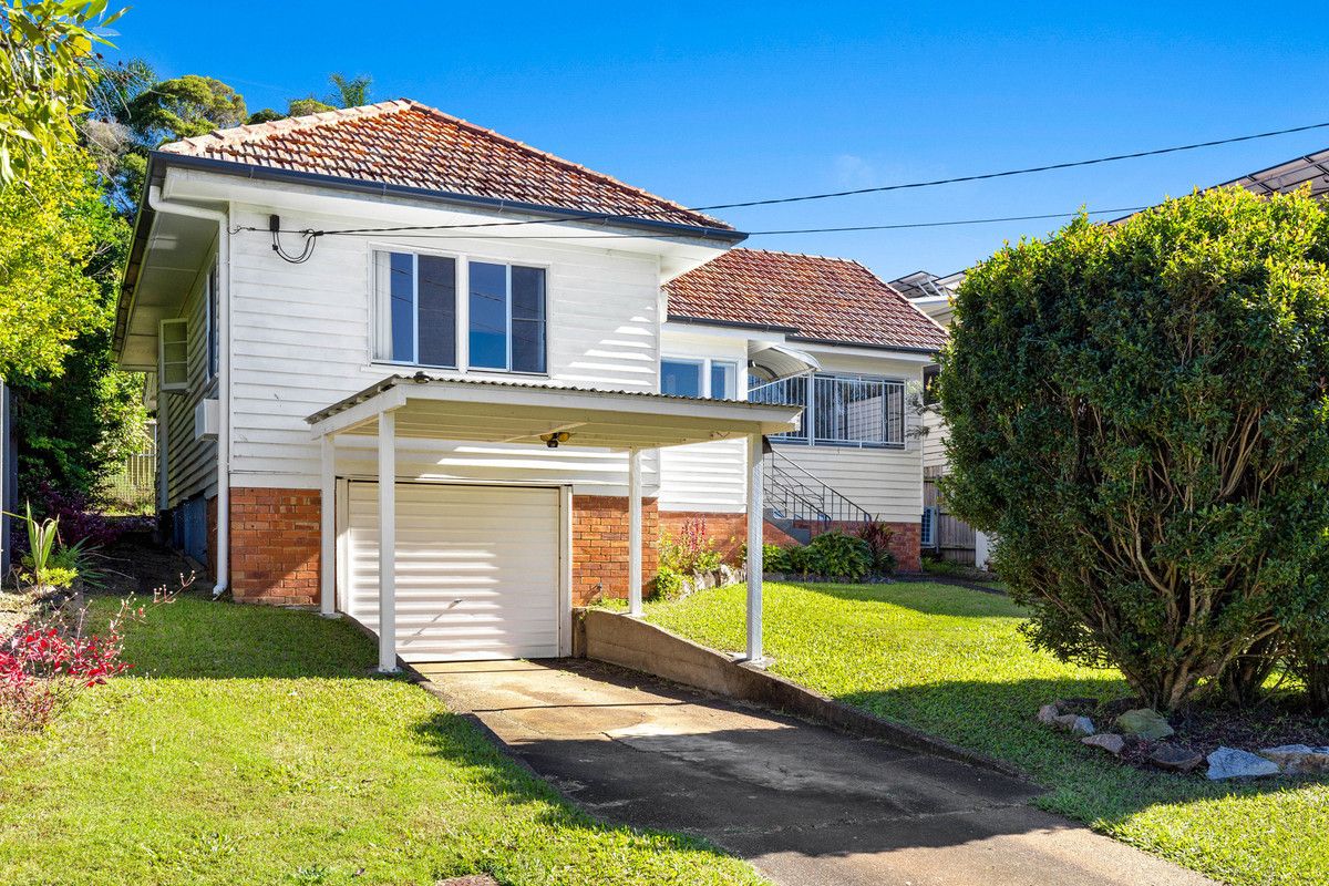 3 bedrooms House in 17 Acton Street ASHGROVE QLD, 4060