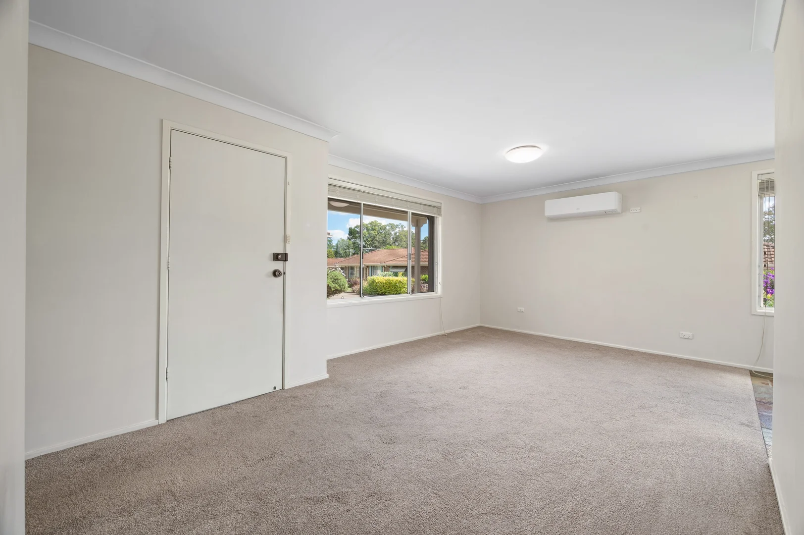Additional image 2 of 2/212-222 Harrow Road, Glenfield NSW 2167
