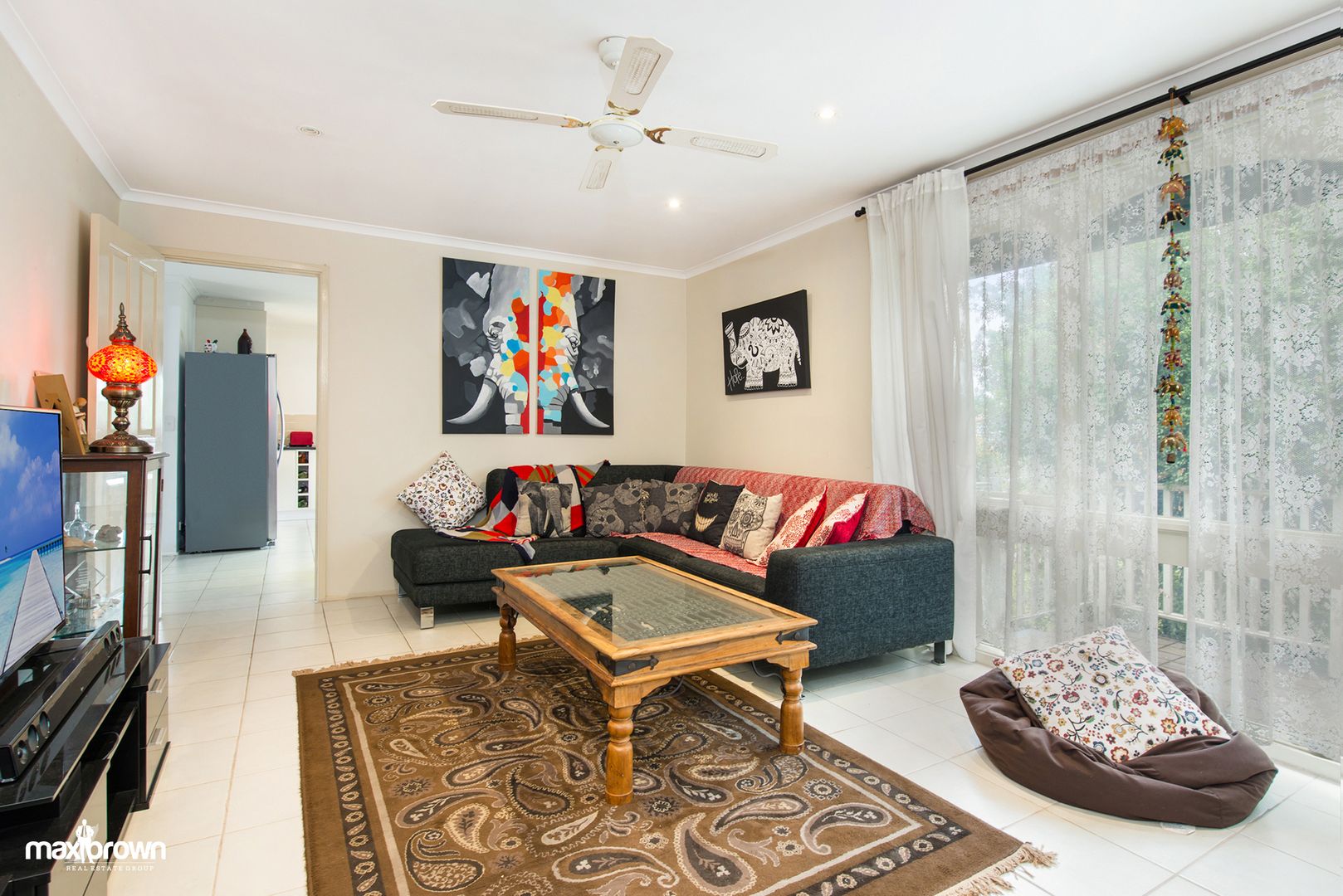 38 Larnook Crescent, Mooroolbark VIC 3138, Image 2