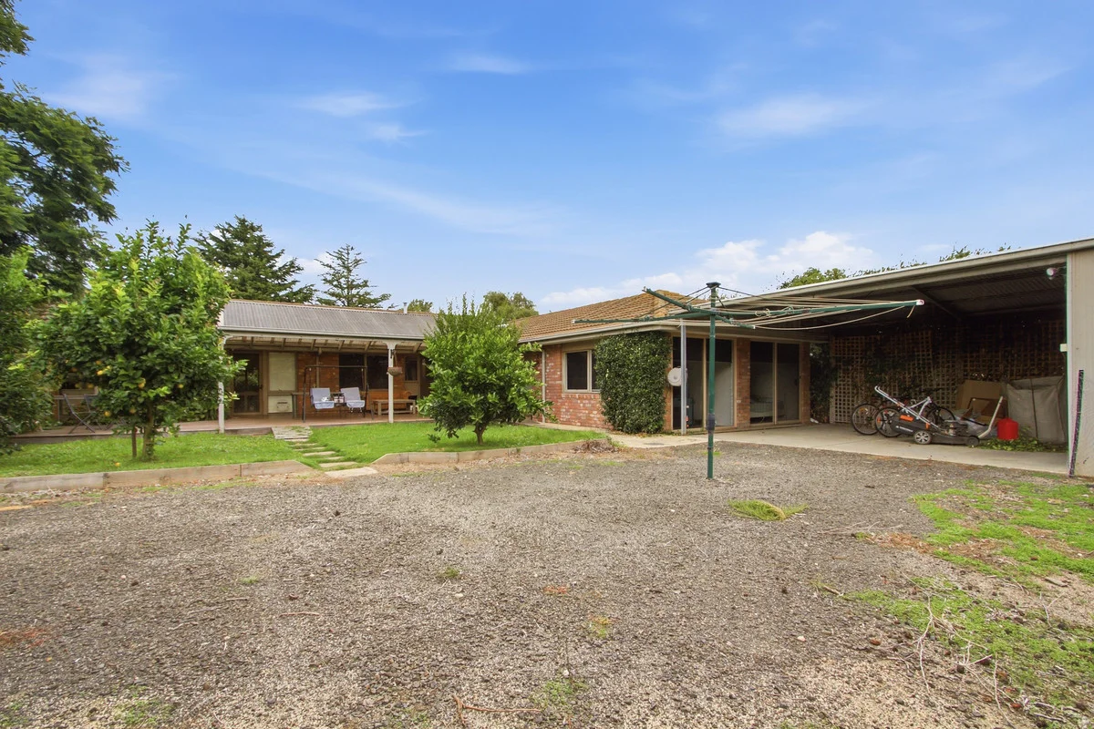 Additional image 18 of 1 Southern Avenue, Sale VIC 3850