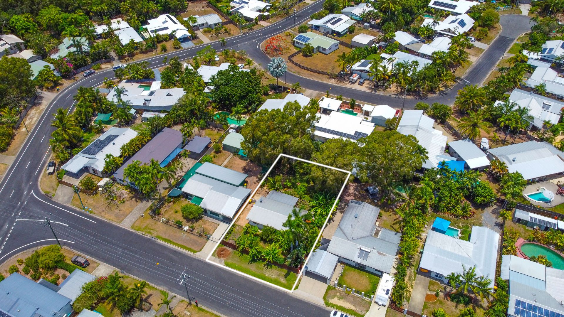 50 Periwinkle Avenue, Trinity Beach QLD 4879, Image 2