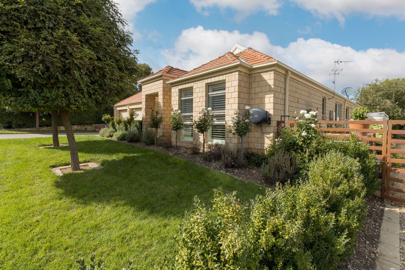 4 Keeffe Pl, Bungendore NSW 2621, Image 0